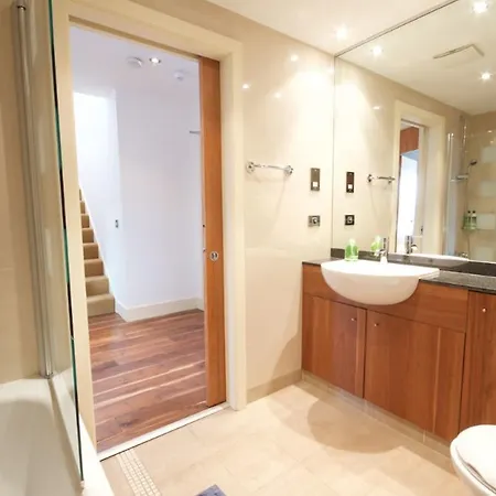 Luxury Penthouse In 2 Lejlighed